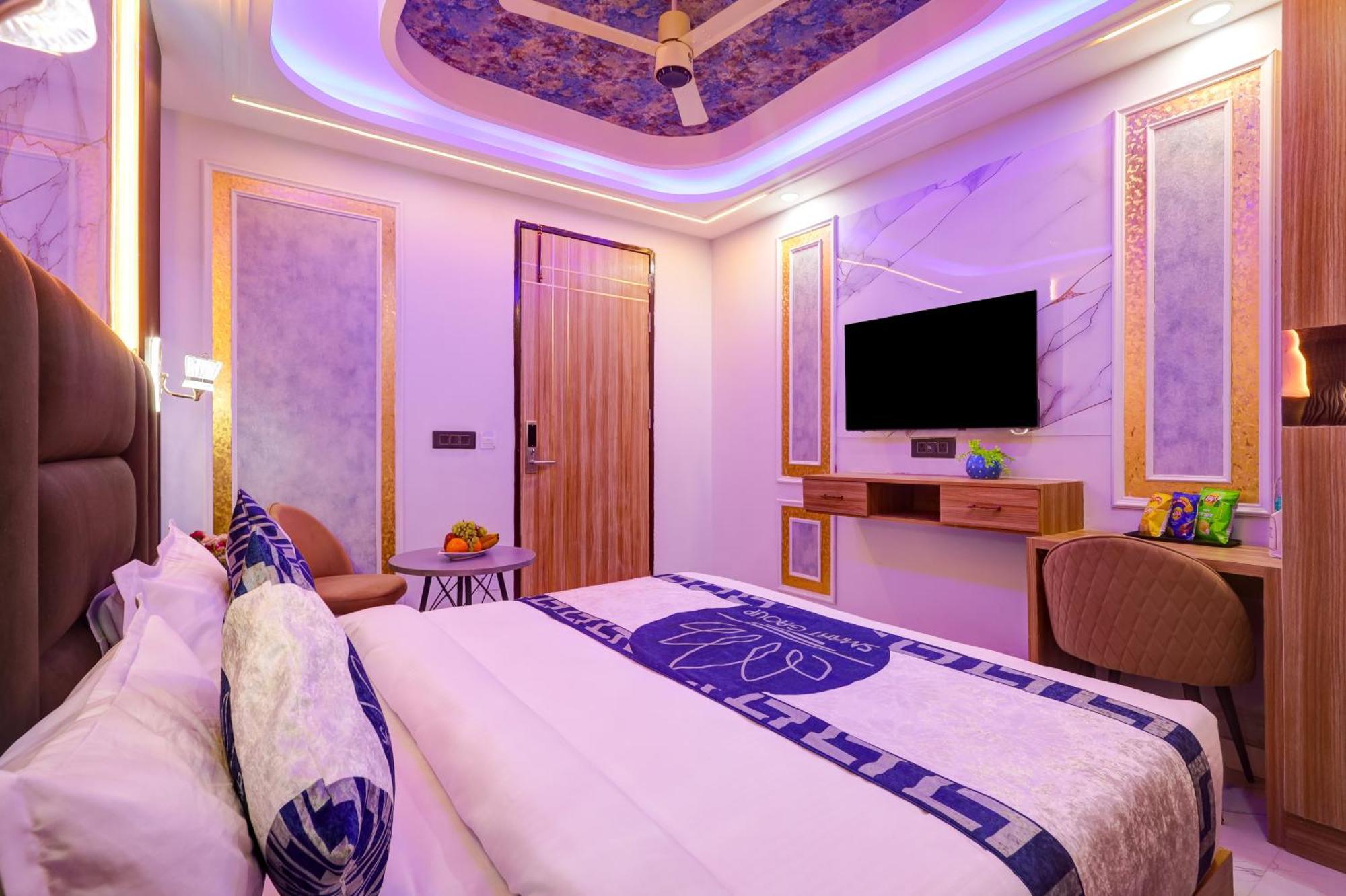 Hotel Armani Suites By Smart Group ニューデリー エクステリア 写真